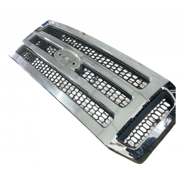 Grade Dianteira Superior F-250 98 A 05  Com Detalhes!! Prateado Preto