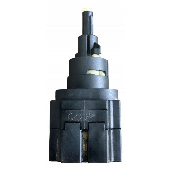 Interruptor Sensor Luz Freio Gol Fox Polo 06  10