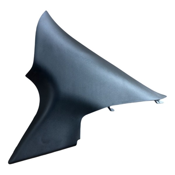 Acabamento Coluna Traseira Direita Versa 2020-2022 Usado