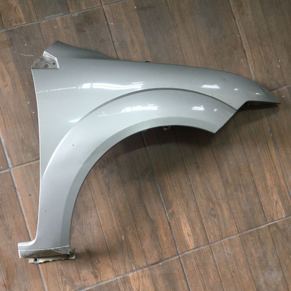 Paralama Lado Direito Ford Fiesta 2008 Original C/ Detalhe