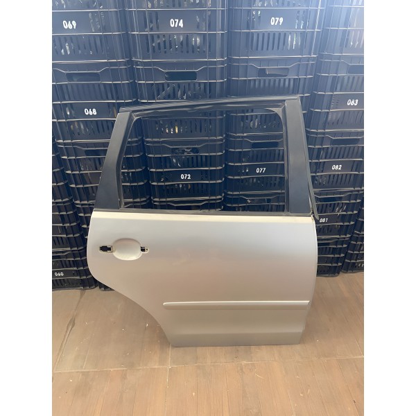 Porta Traseira Direita Vw Polo Hatch 2003 2004 A 2014 Orig Traseira Direito Prateado