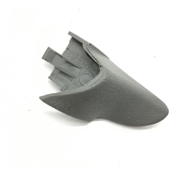 Acabamento Tampa Esquerda Inferior Painel Renault Scenic