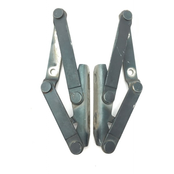 Braço Dobradiça Capô Dianteiro Vw Santana 1992 A 2006 Orig