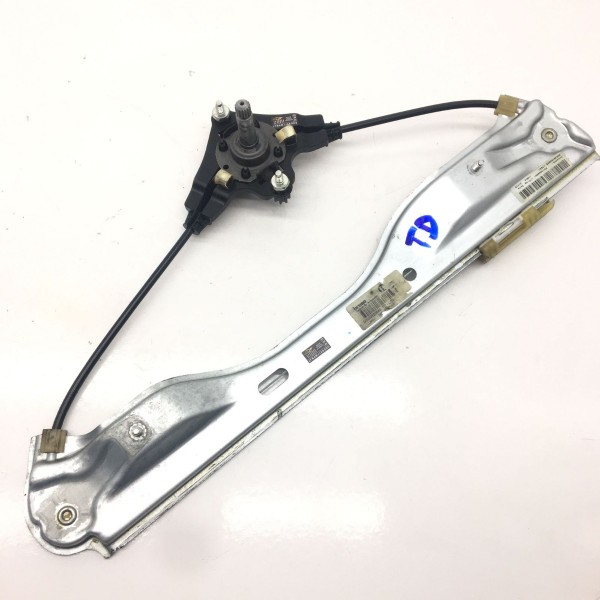 Maquina De Vidro Manual Traseira Direita Fiat Mobi 2020 Orig