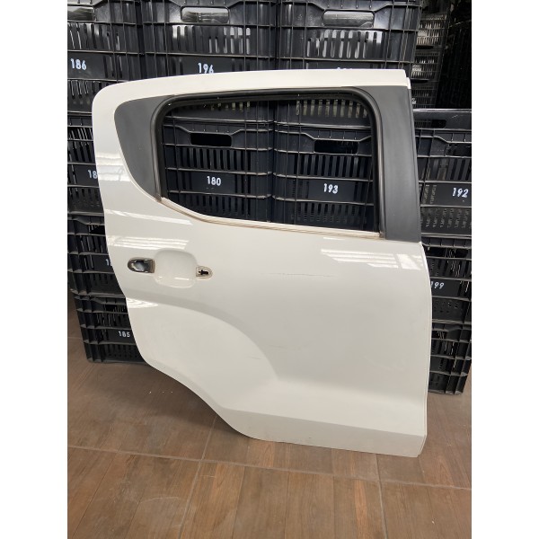Porta Traseira Direita Fiat Mobi 2016 A 2020 Original Traseira Direito Branco