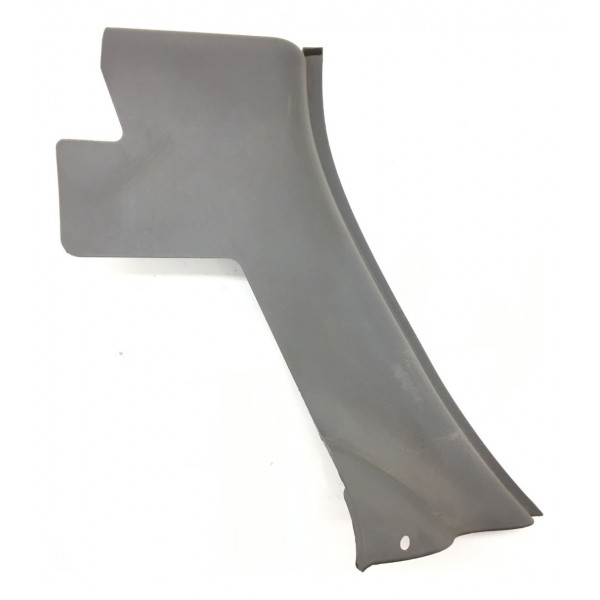 Moldura Acabamento Banco Tras Gm Corsa Montana 93264637 L/e