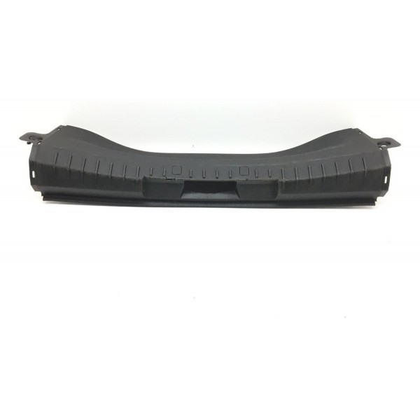 Acabamento Soleira Porta Malas Ford Focus Sedan 2010/2013