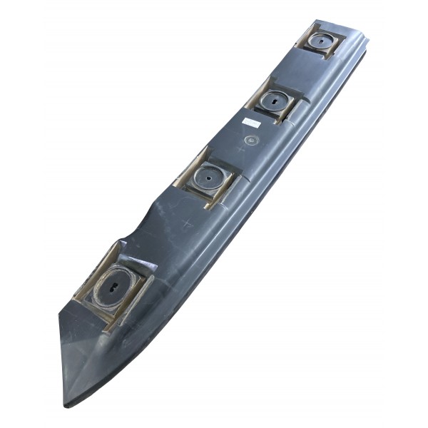 Guia Do Parachoque Jetta 2.5 2008 Traseiro Esquerdo