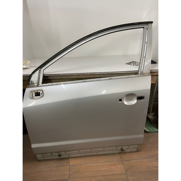 Porta Dianteira Esquerda Gm Captiva 2008 2009 2010 À 2016 Dianteira Esquerdo Prateado