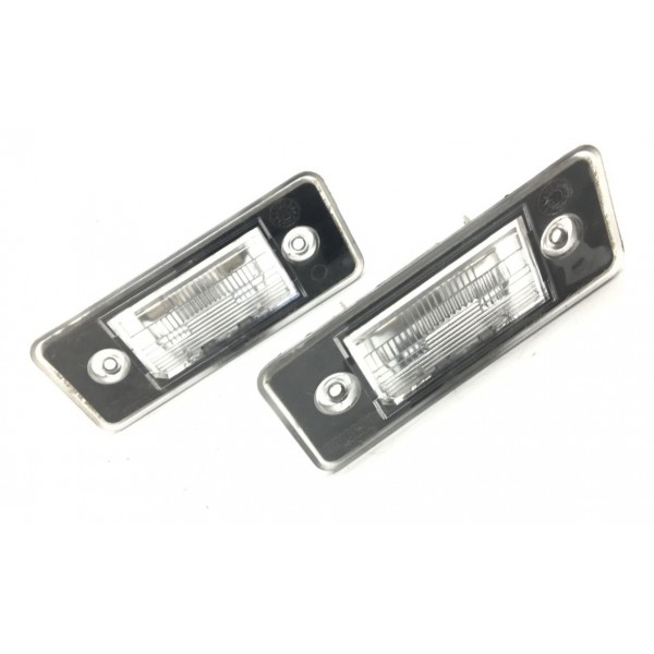 Par Luz De Placa Vw Spacefox 2017 2018 Original