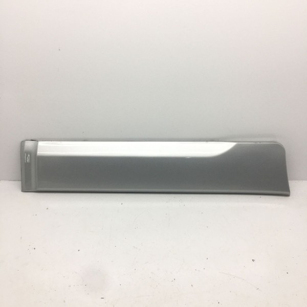 Acabamento Friso Porta Traseira Direita Gm Captiva 2008 2009