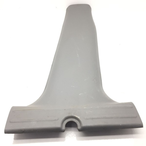 Acabamento Inferior Coluna Central Direita Vw Gol 16v 1999