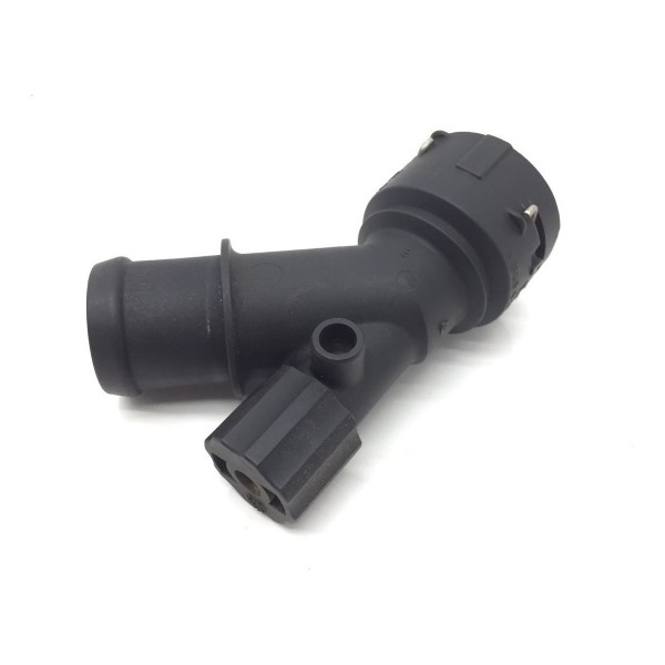 Conexão Flange Mangueira Inferior Radiador Audi A3 Golf Bora