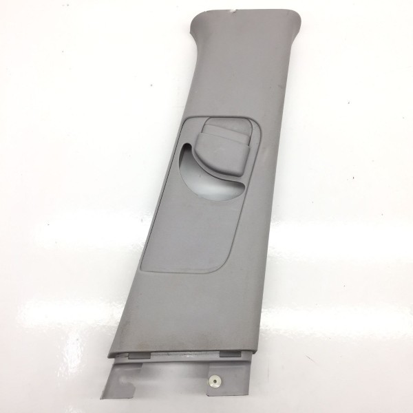 Acabamento Da Coluna Superior Lado Direito Hyundai I30 Orig.