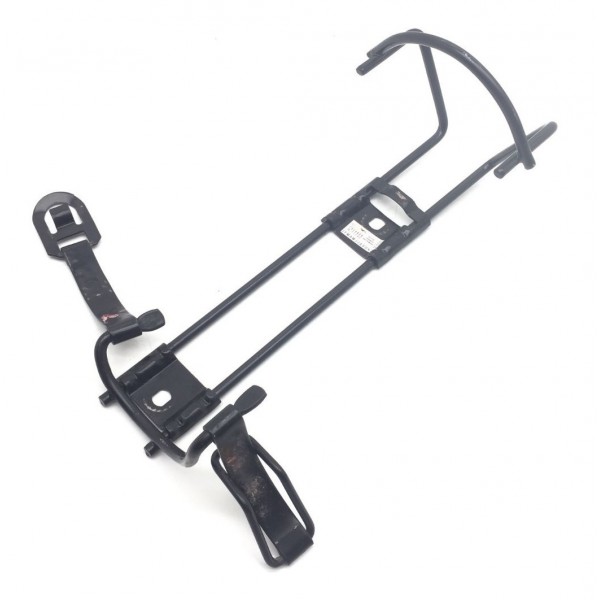 Suporte Do Extintor Original Mitsubishi Lancer 2.0 16v 2016