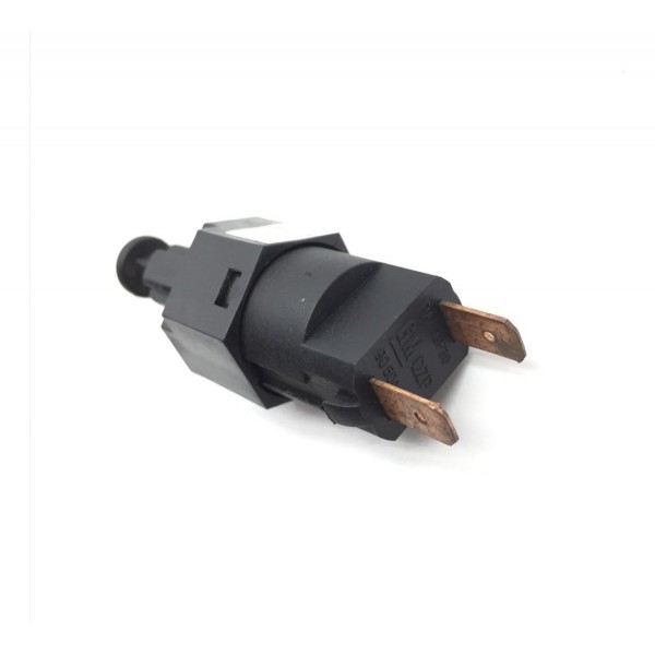 Interruptor Luz Freio Kadett Gls 94/98 Original Gm 90504499