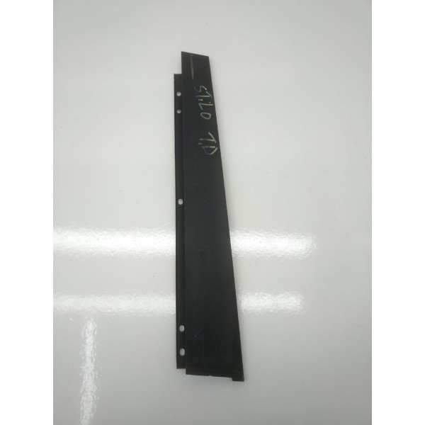 Acabamento Coluna Porta Dianteira Direita Stilo 2007 08