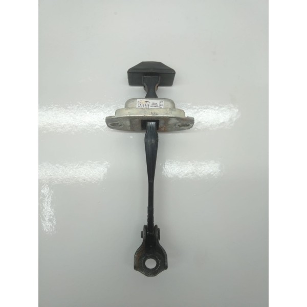 Limitador Porta Traseiro Esquerdo Nissan Versa 2015 Original