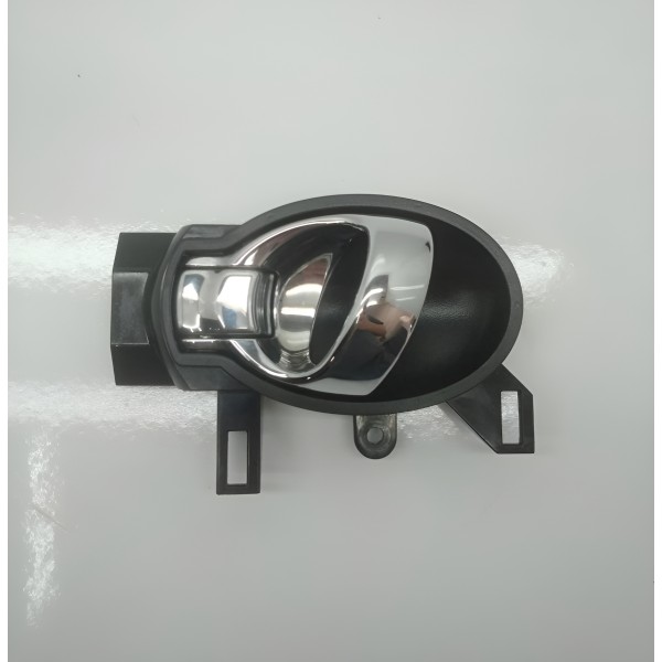 Maçaneta Interna Traseira Esquerda Versa 2015 Original Dianteira/traseira