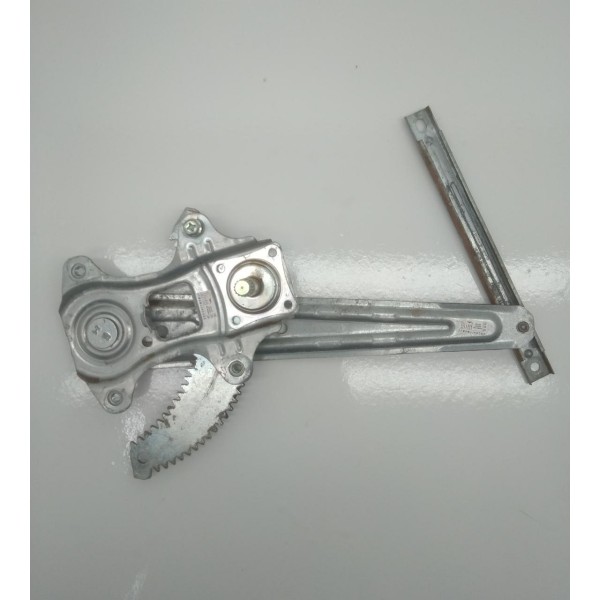 Maquina Vidro Manual Traseiro Direito Nissan Versa 12 A 18