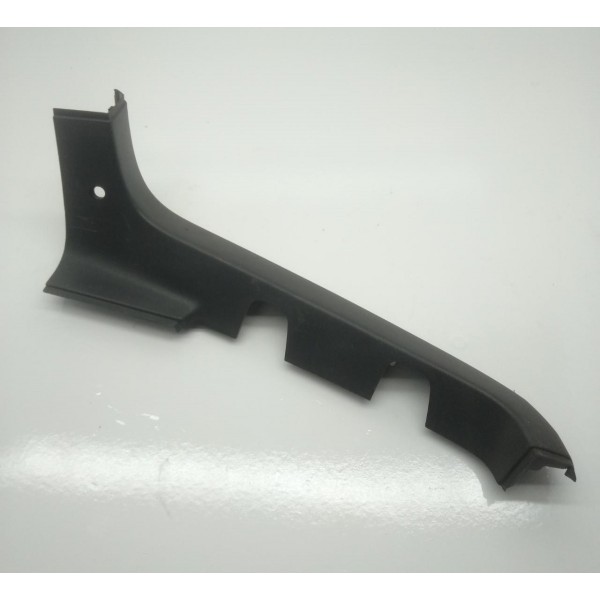 Moldura Coluna Da Caçamba Traseiro Saveiro G5/g6 Le Original