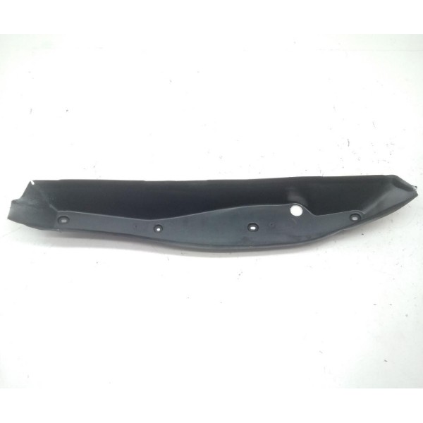 Acabamento Interno Paralama Direito Mercedes C180 1.8 Cgi 12