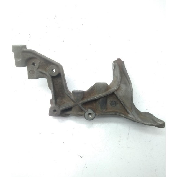 Suporte Do Reservatorio Direção Hid. Mercedes Classe  C-180