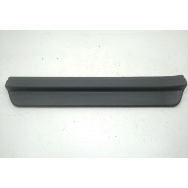 Soleira Porta Dianteira Direita Hyundai I30 2010 Original