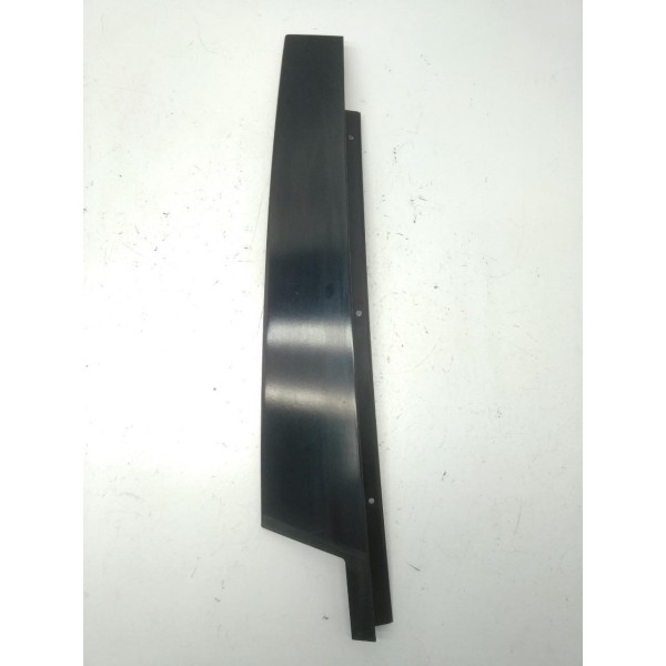 Acabamento Porta Dianteira Direita Mercedes C180 2012