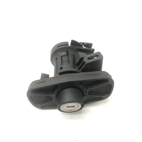 Miolo Chave Tampa Porta Malas Mercedes C180 2012 Original