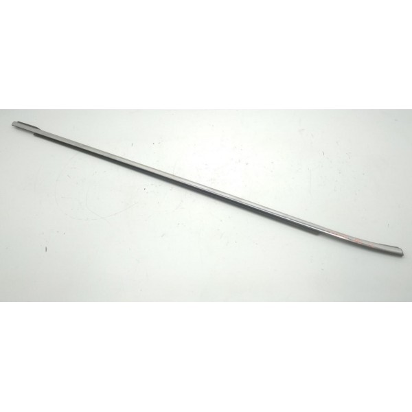 Pestana Cromada Externa Dianteira Direita Kia Cerato 2016