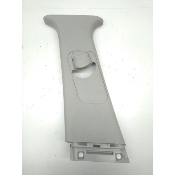 Acabamento Coluna Cinto Lado Esquerdo Kia Cerato 2016