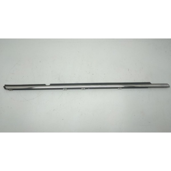 Pestana Cromada Externa Traseira Direita Lancer 2016