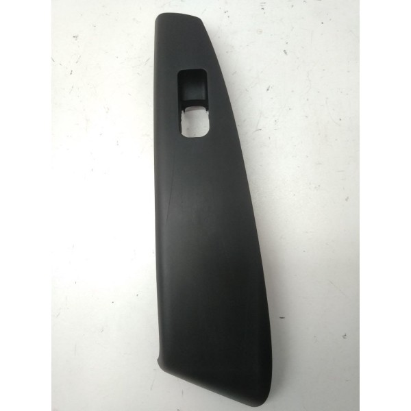 Moldura Botão Vidro Elétrico Tras Dir Hyundai Ix35 2.0 2018