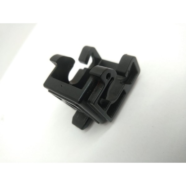 2 Peças Grampo Montagem Do Farol Hb20 2012/2019 - Original