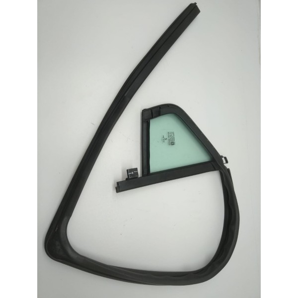 Vidro Fixo Porta Tras L.e Com Canaleta Gm Onix 2020 Original